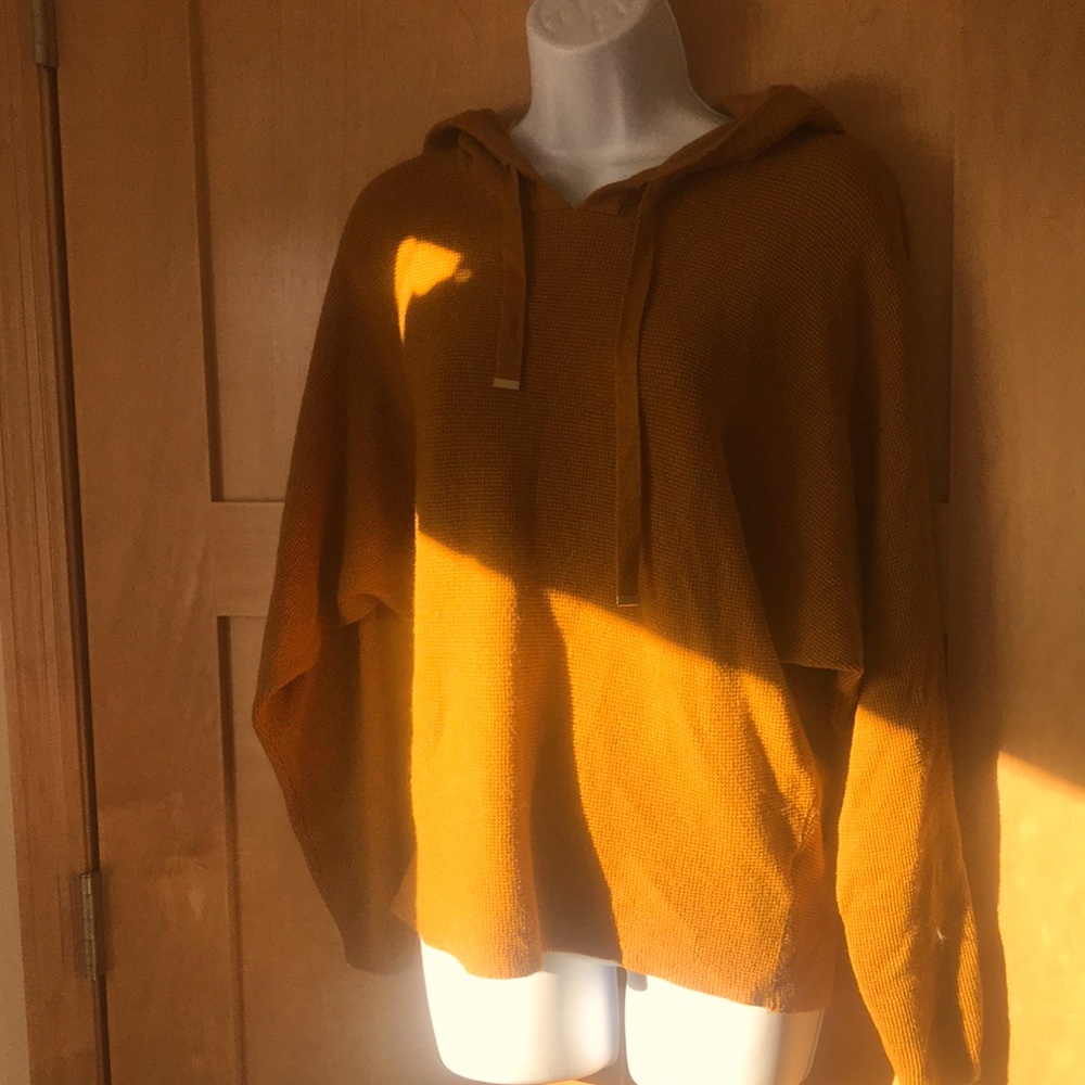 Mustard yellow lightweight knitted sweater